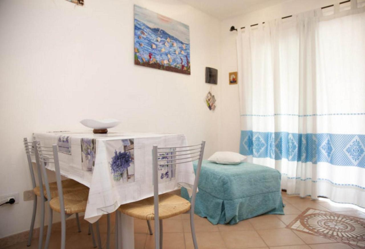 Li Rocchi Apartment San Teodoro  Bagian luar foto